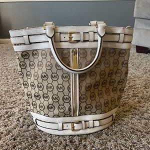 Michael Kors tote